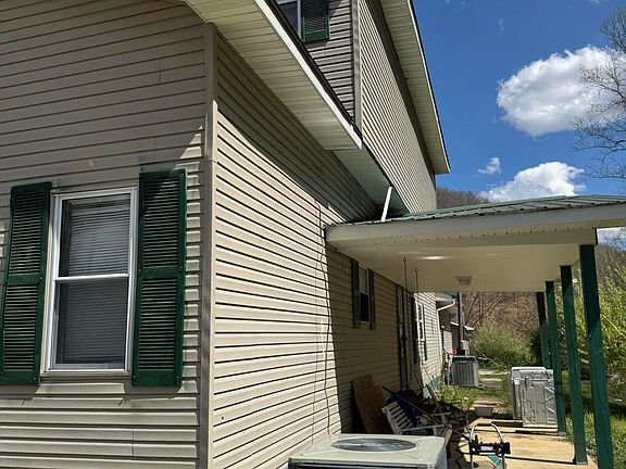 2nd image of 395 High Rock Rd