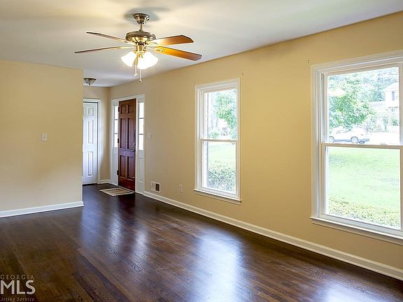 2nd image of 1416 Drayton Woods Dr #0