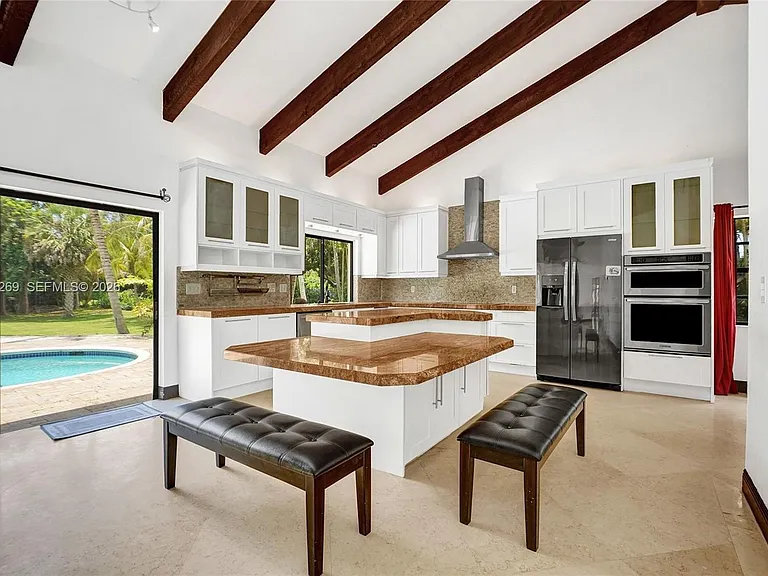 11460 SW 1st Ct — Photo 8