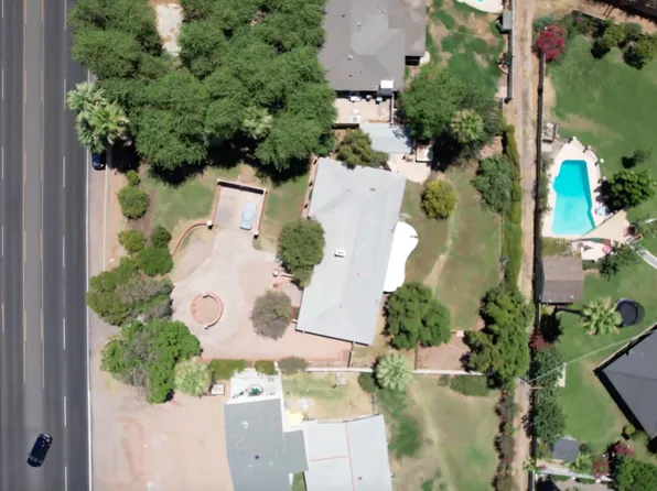 4531 E CAMELBACK Road, Phoenix, AZ 85018