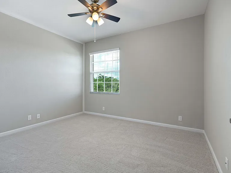 7018 Limestone Cay Rd — Photo 30