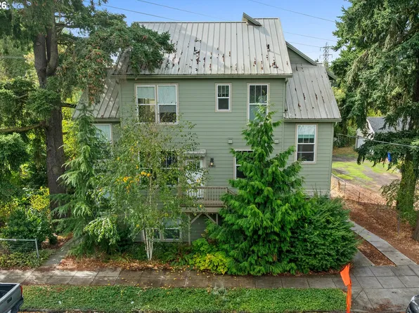 8780 SE Flavel St, Portland, OR 97266