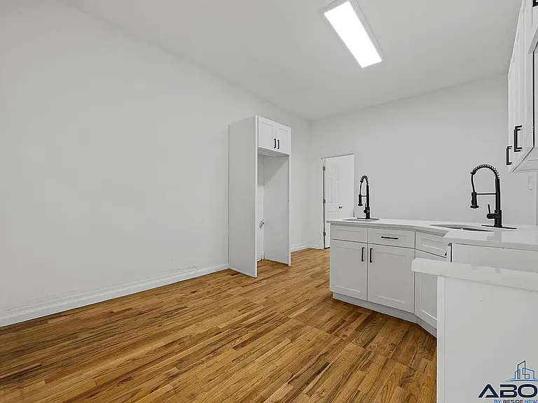 297A Pulaski St #2A — Photo 2