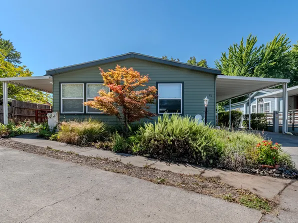 93 Northridge Ter Space 26, Medford, OR 97501