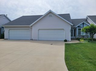 3331 Starboard Dr, Holland, MI 49424