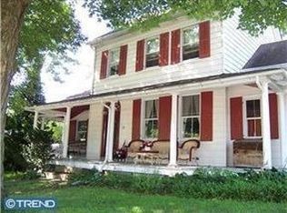 15 River Rd, Pipersville, PA 18947