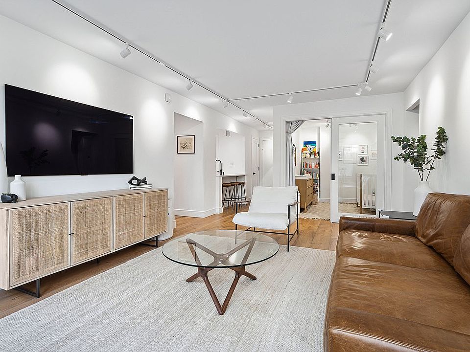 1st image of 10 W 15th St APT 510