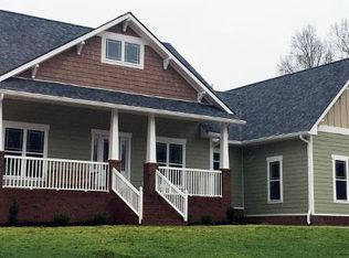654 Crestview Ct, Seymour, TN 37865