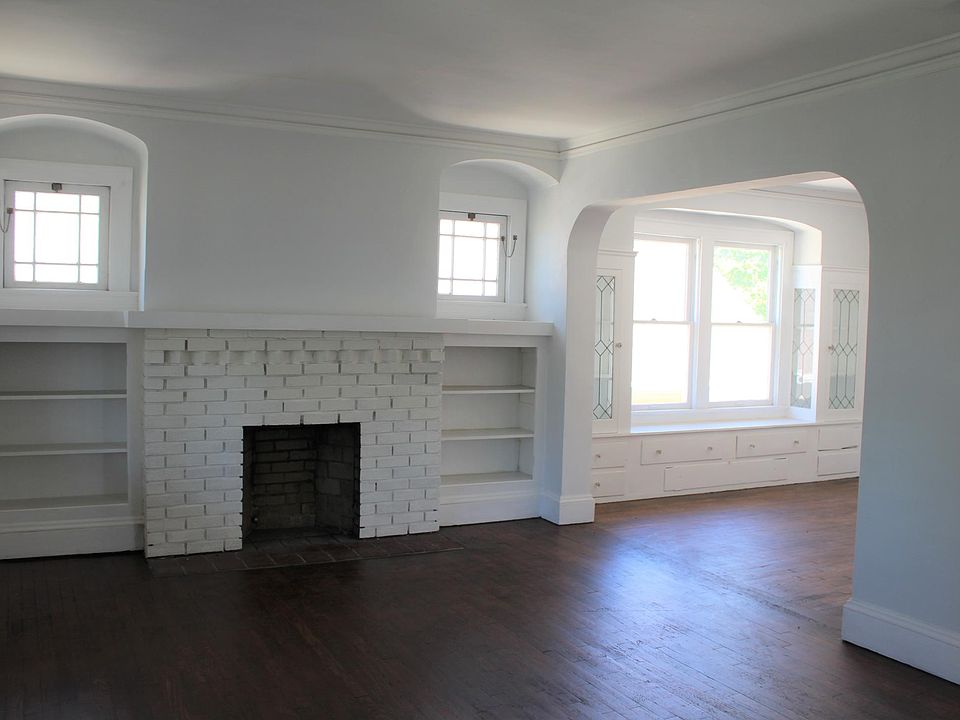 1st image of 2-14410 Jenne Ave #2