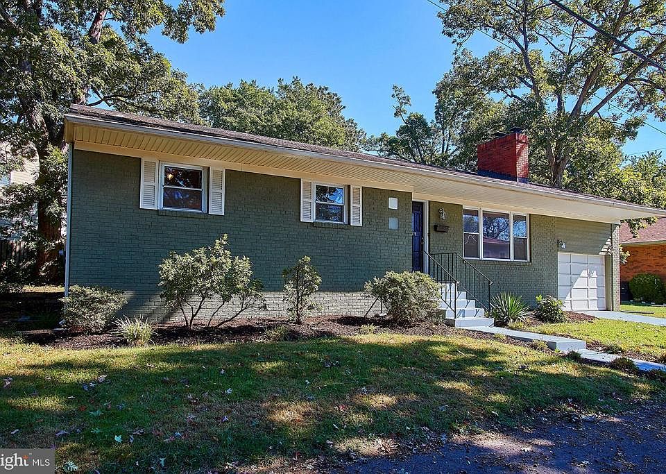 1st image of 2329 N Dinwiddie St