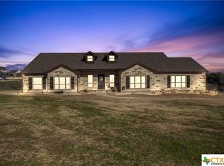 1253 Hidden Springs Dr, Salado, TX 76571