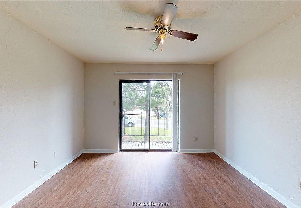 904 University Oaks Blvd College Station, TX, 77840 - Apartments for ...