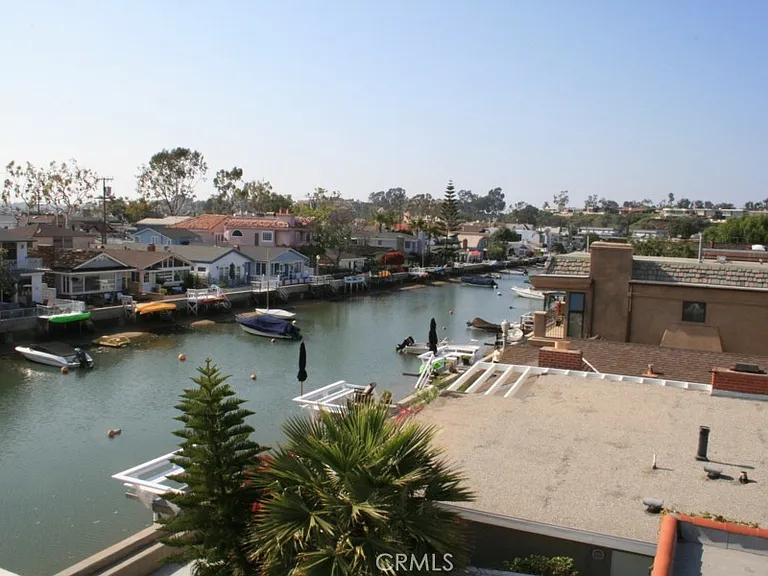 200 Grand Canal — Photo 39