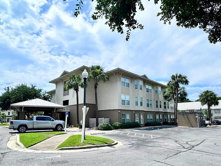 251 Mattie M Kelly Blvd #201 — Photo 15