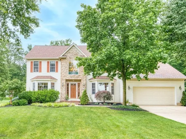 9422 Andrew Dr, Twinsburg, OH 44087
