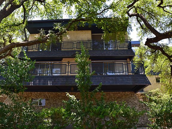 2nd image of 610 Odom Dr