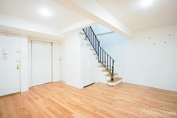 Rented by City Connections Realty | media 69