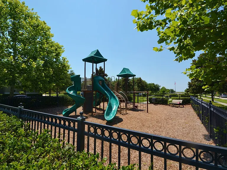 2269 Victoria Falls Dr — Photo 35