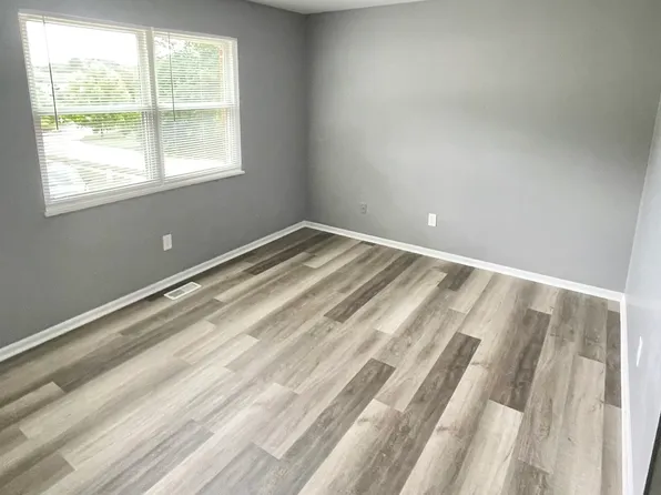 101 Kingsway Ct #101, Newport, KY 41076