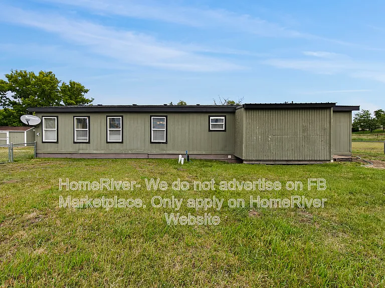 2920 S Windsor Rd — Photo 18