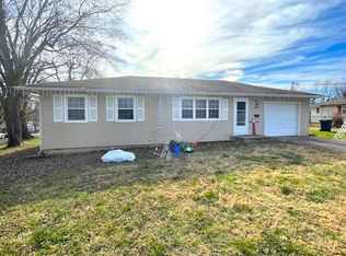 543 W Myrtle St, Monett, MO 65708