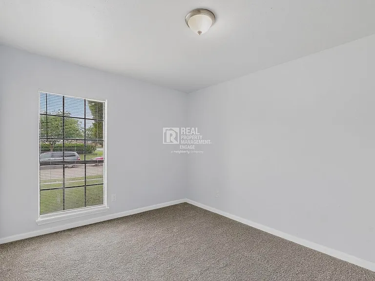 5217 Aberdean Trl — Photo 6