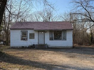 2101 S Johnstone Ave, Bartlesville, OK 74003