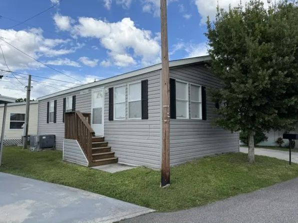 14300 66th St N #118, Clearwater, FL 33764