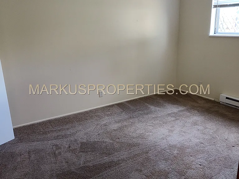110 SW 137th Ave #3 — Photo 15