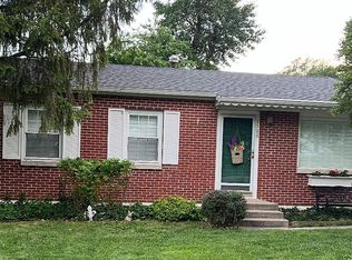 2508 Hillside Ln, Saint Joseph, MO 64503