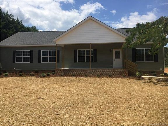 3rd image of 2225 Louanne Dr