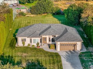 20086 Cherry Rd NW, Soap Lake, WA 98851