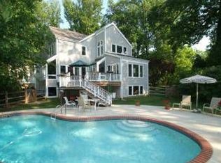 9 Saunders Point Ln, Annapolis, MD 21403