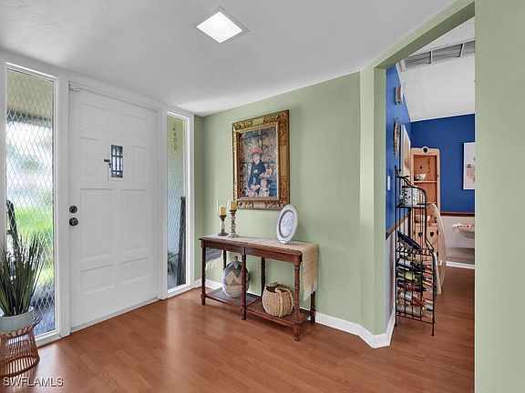 5th image of 1605 Covington Cir E