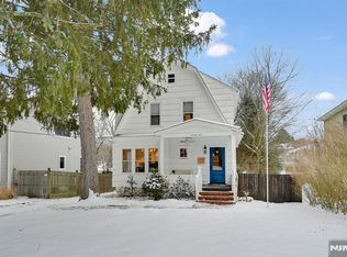 74 Rivervale Rd, Park Ridge, NJ 07656