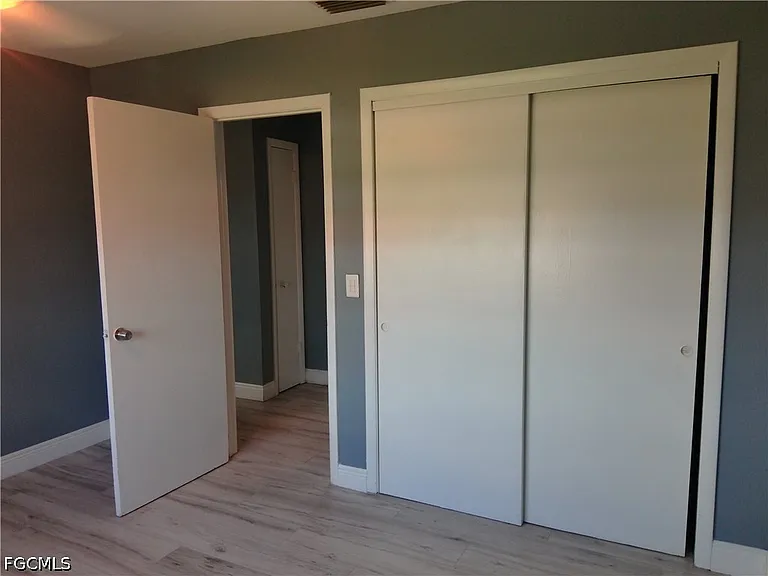 893 Iris Dr — Photo 20