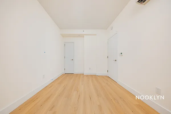 Rented by Nooklyn NYC LLC | media 94