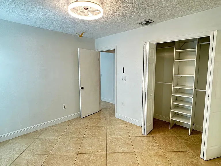 3310 SW 115th Ct — Photo 8