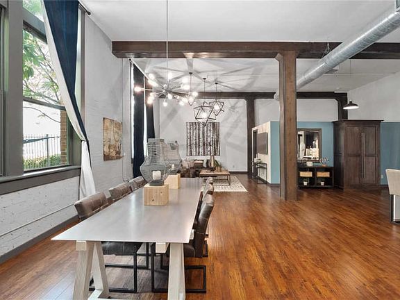 4th image of 4242 Laclede Ave APT 114