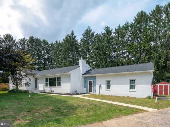 4021 Old Orchard Rd, York, PA 17402