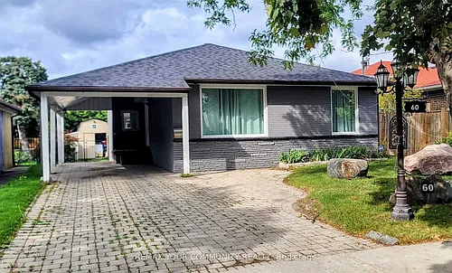 60 Manorglen Cres #UPPER Photo 1
