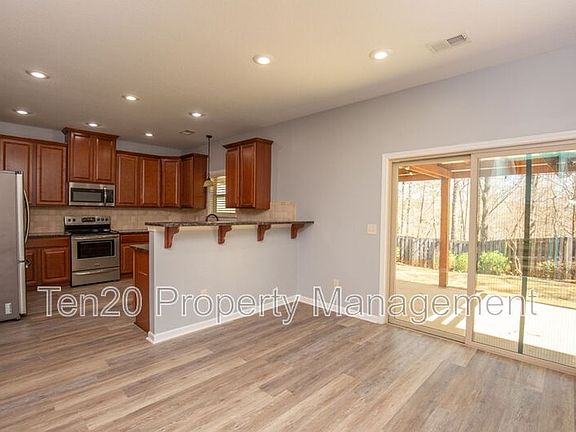 5th image of 7374 San Vista Dr