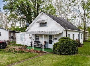 1004 34th St, Vienna, WV 26105