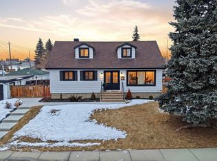 15702 86th Ave NW, Edmonton, AB T5R 4C4