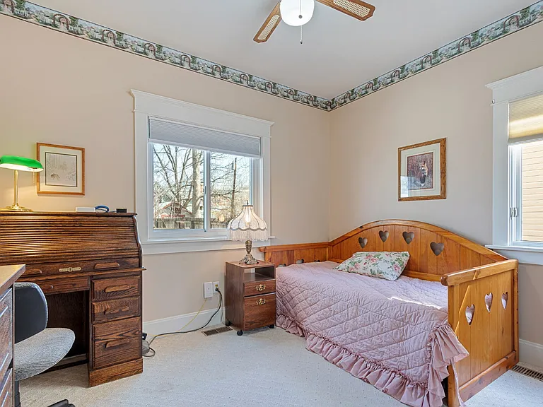 632 Bross St — Photo 22