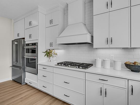 4th image of 9336 Canterwood Ln