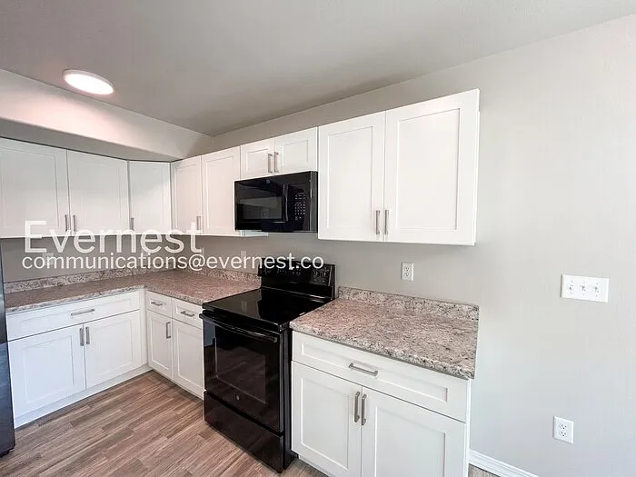 945 Technology Ct — Photo 6