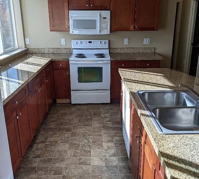 #14 - Kitchen #14 - Kitchen