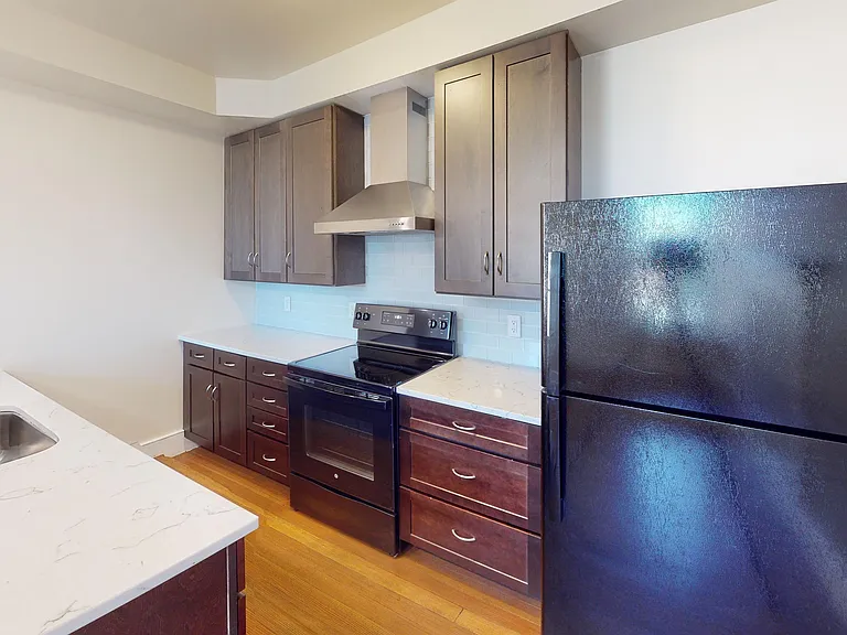 105 Peete St — Photo 13