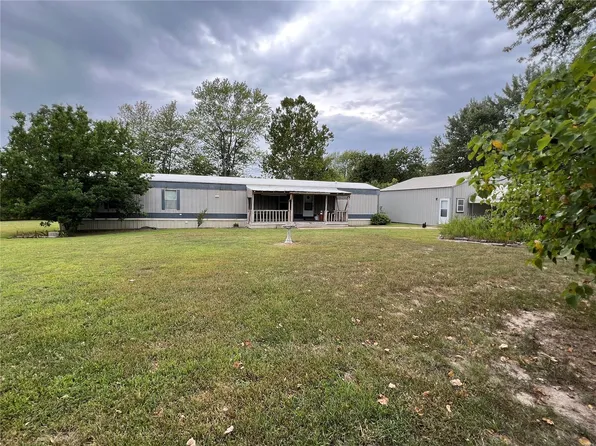 26155 Sampler Ln, Laquey, MO 65583